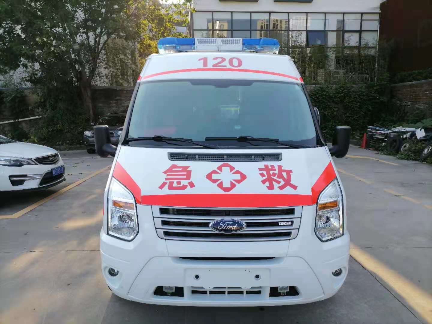 理塘县妇婴监护型护送
